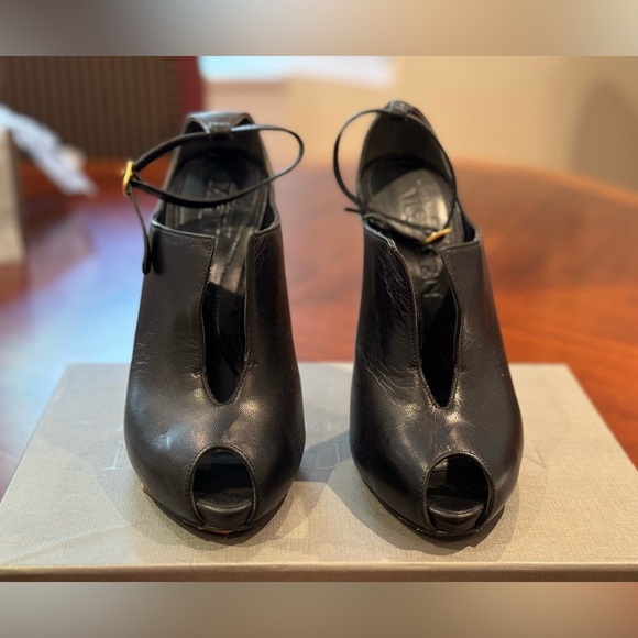 Authentic Alexander Mcqueen pumps sz EU37 - Picture 3 of 9